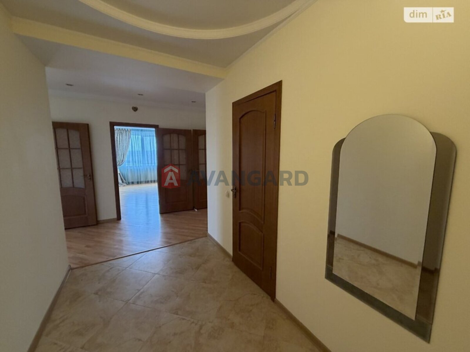 3 ��. ��������, 108/55/10 ��. �., 9/10 ������ ���� 6