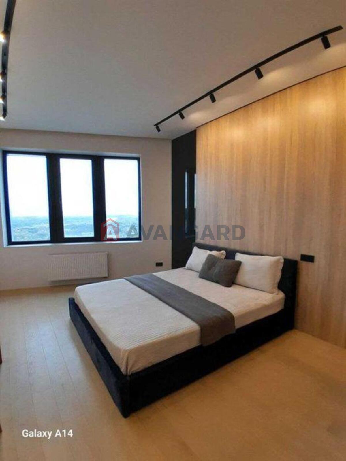 2 ��. ��������, 54/-/20 ��. �., 28/30 ������ ���� 8