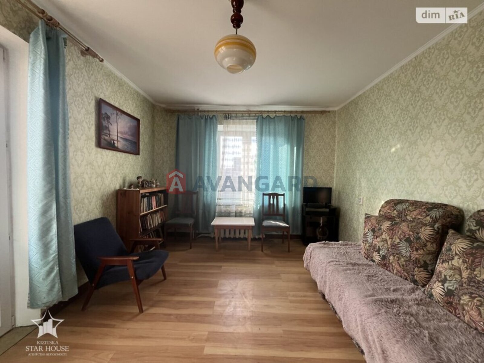 1 ��. ��������, 31/18/8 ��. �., 8/9 ������ ���� 10