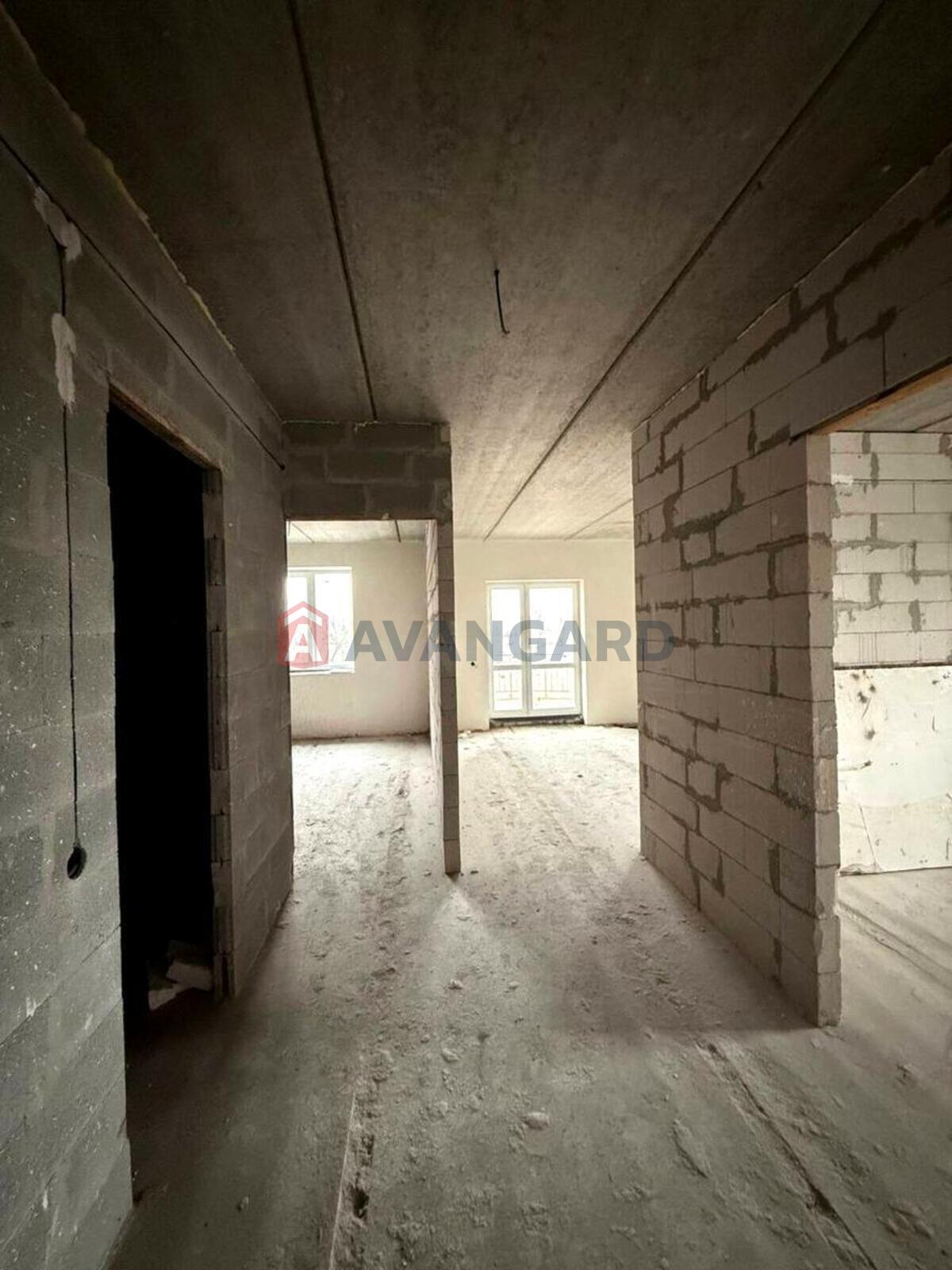 3 ��. ��������, 84/50/12 ��. �., 4/4 ������ ���� 3