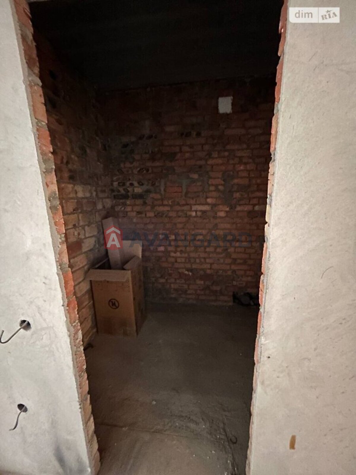 1 ��. ��������, 46/15/19 ��. �., 2/9 ������ ���� 9