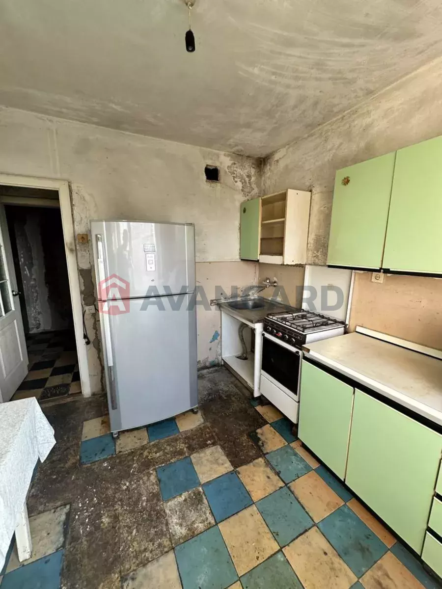 3 ����. ��������, 65/-/9 ��. �., 9/9 ���� ���� 5