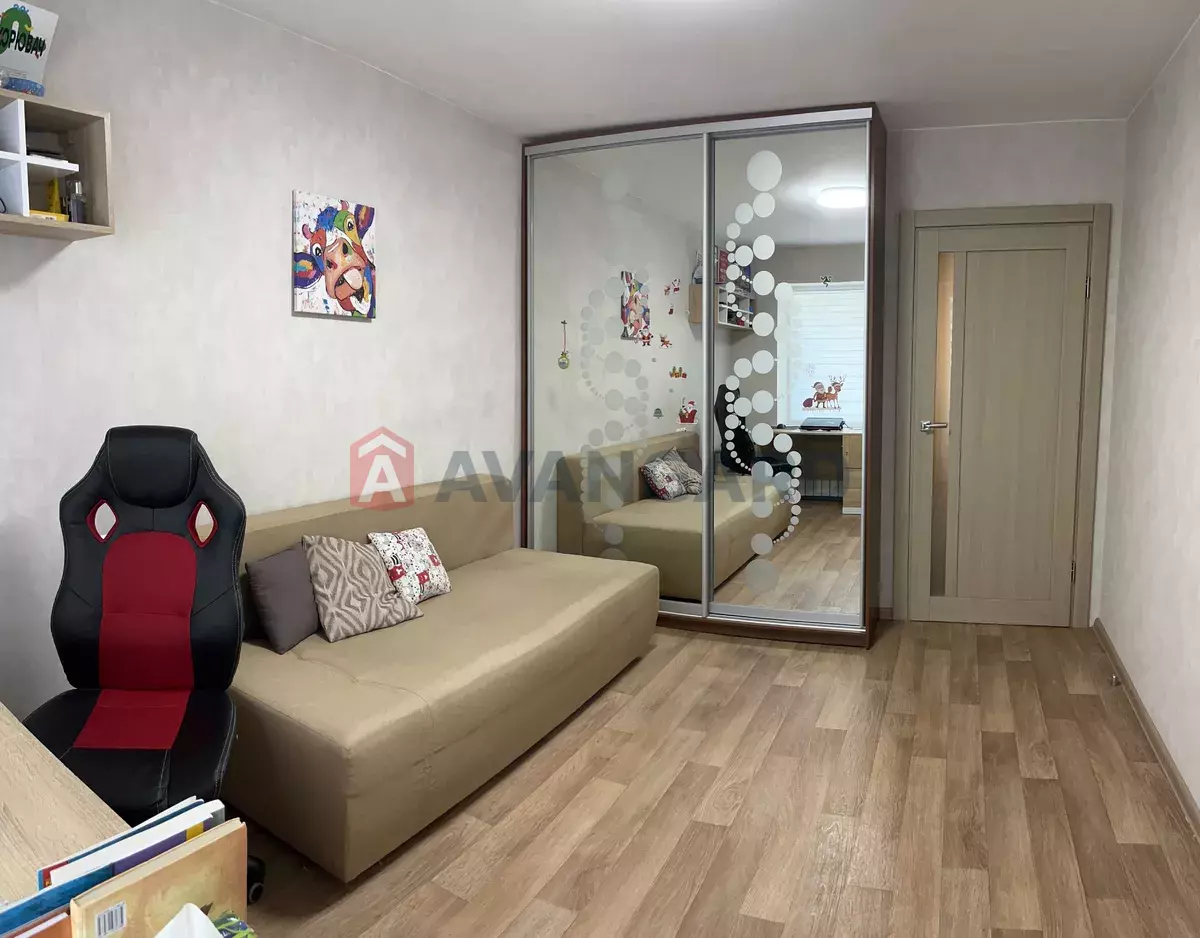 3 кім. квартира, 70/-/9 кв. м., 6/9 поверх фото 4 3 кім. квартира, 70/-/9 кв. м., 6/9 поверх фото 4