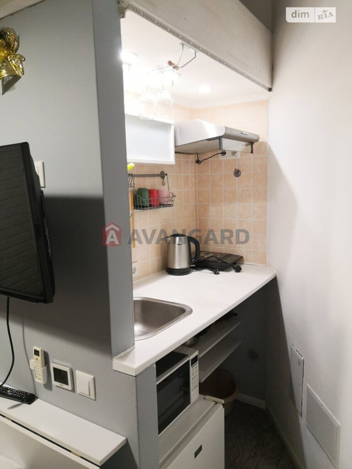 1 . , 12/-/- . ., 1/2   19