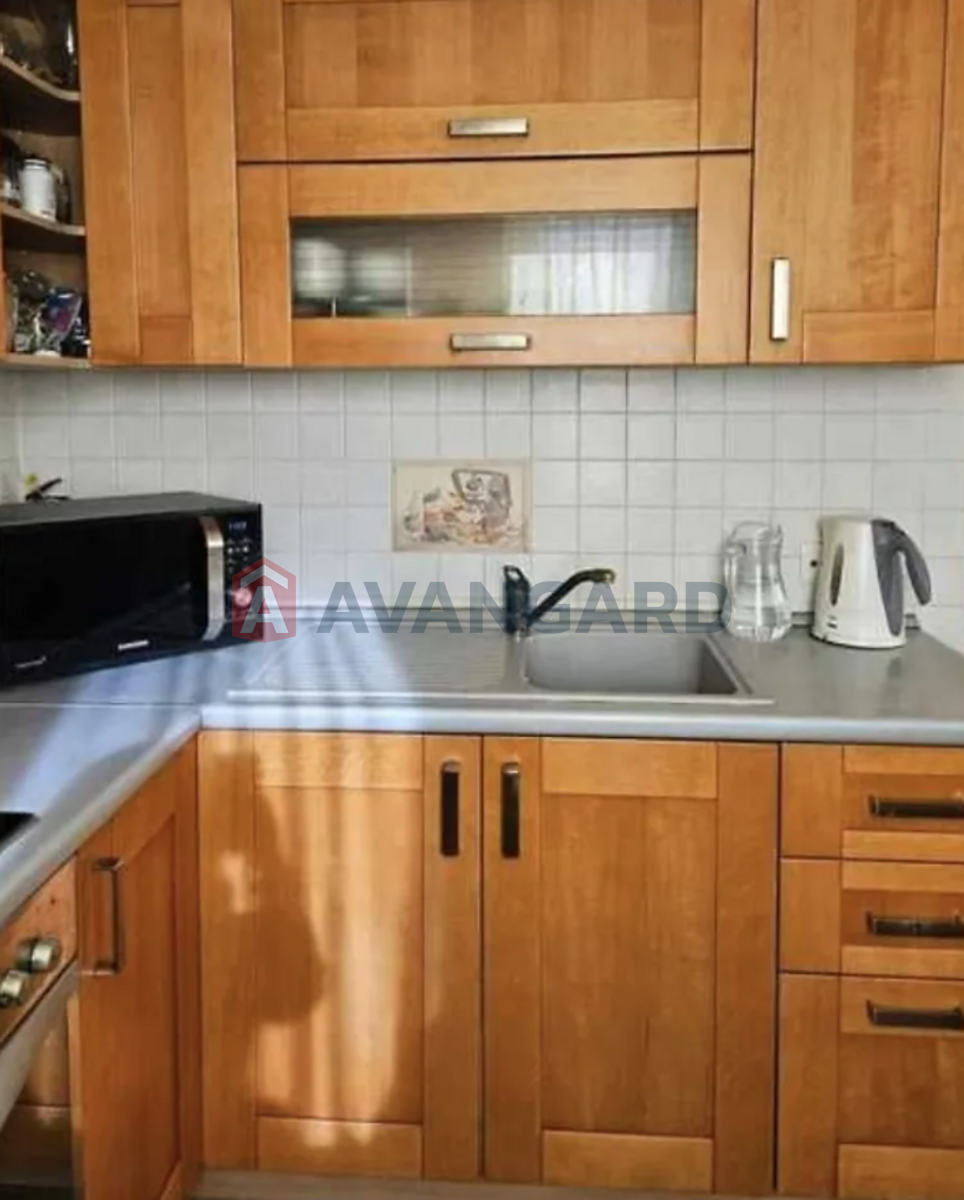 3 . , 69/48/8 . ., 8/10   2