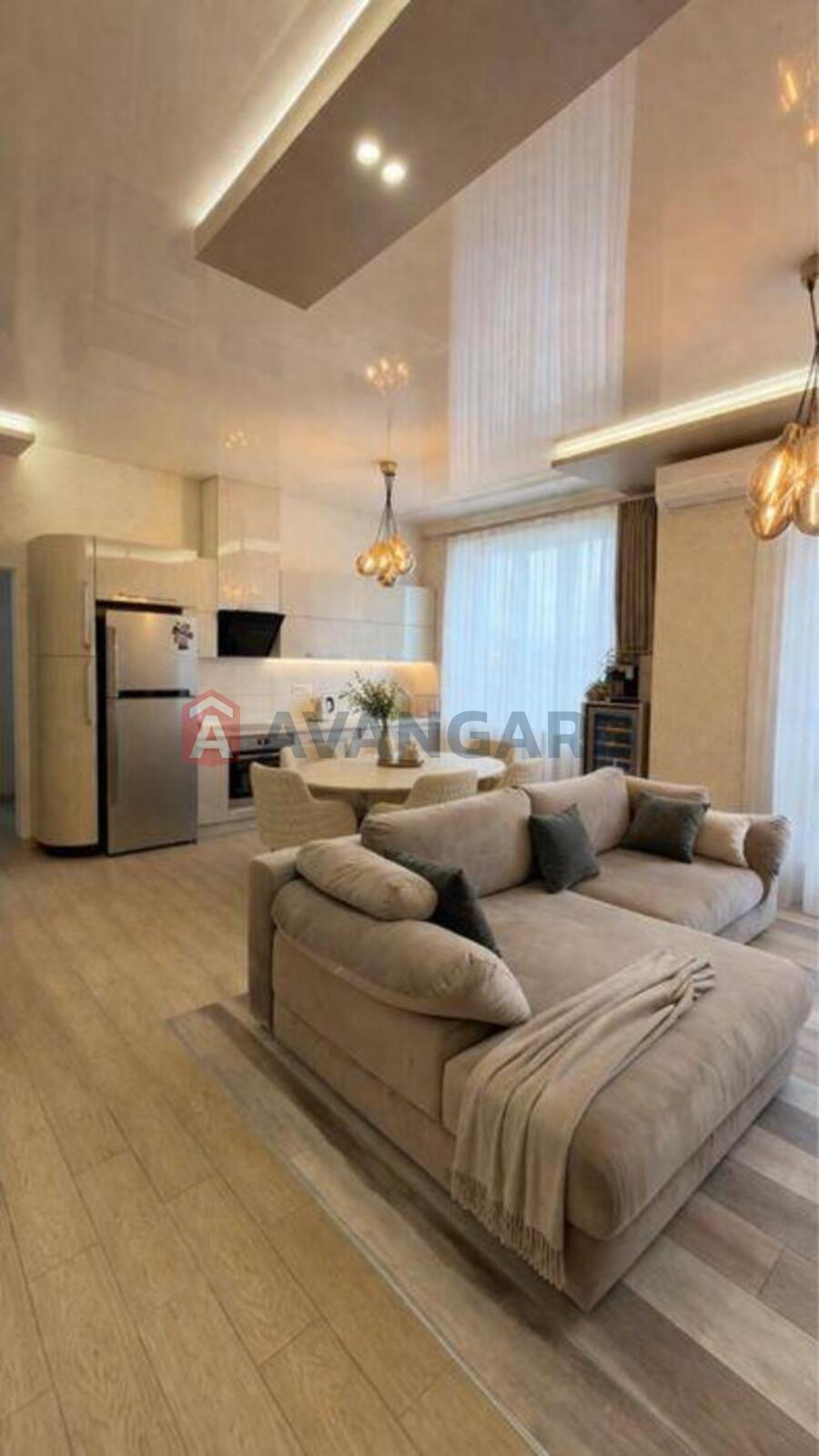 2 ��. ��������, 67/-/40 ��. �., 3/3 ������ ���� 3