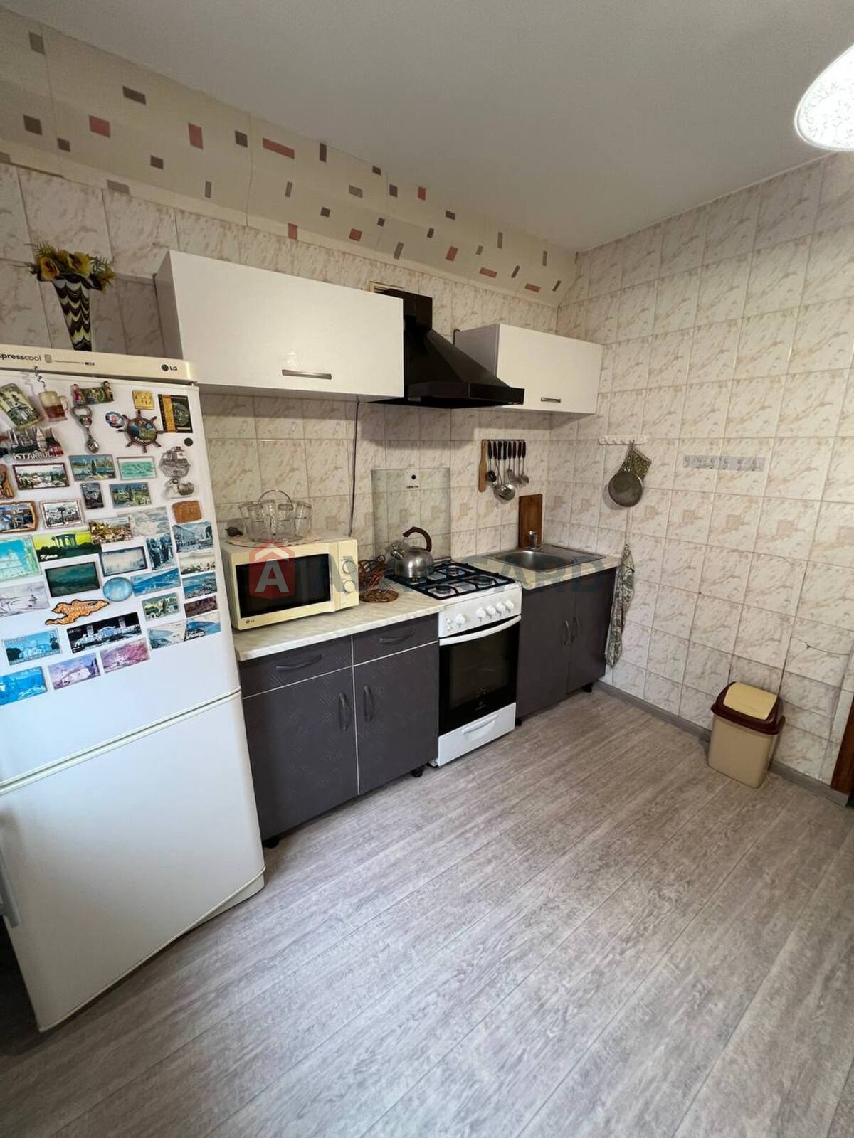 2 . , 52/30/8.5 . ., 6/9   3