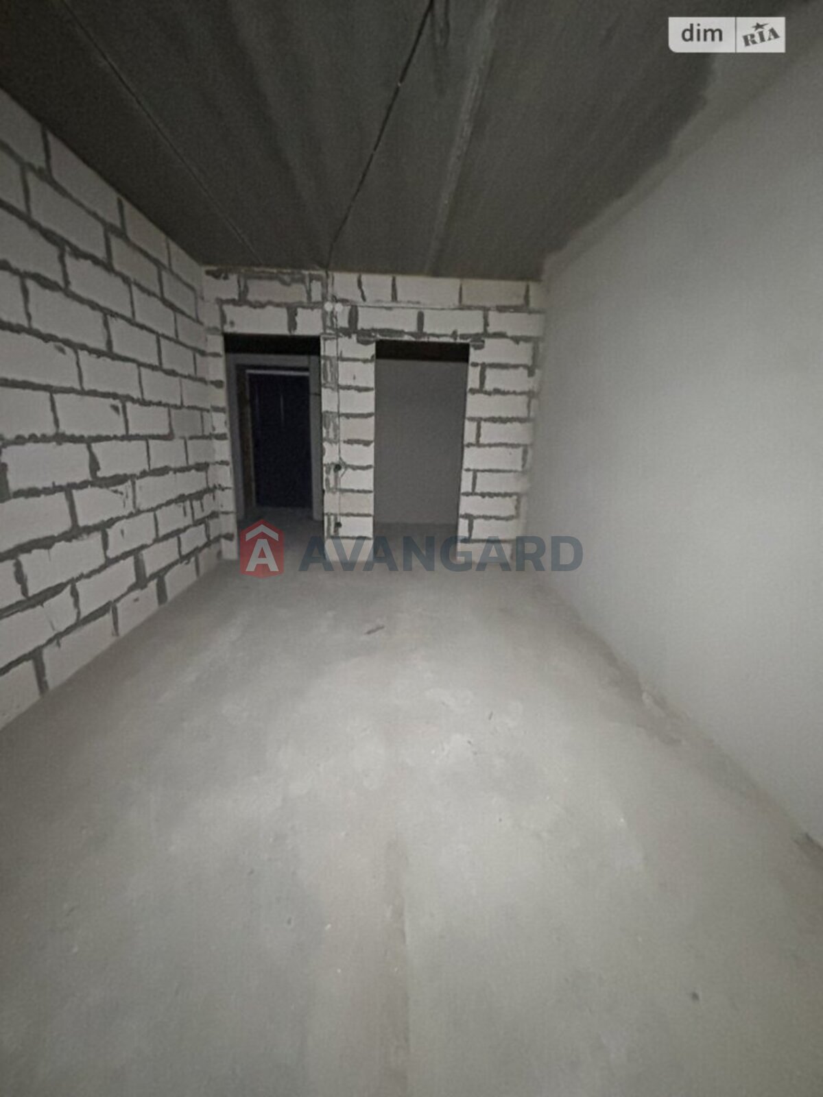 1 . , 44/-/- . ., 8/10   4