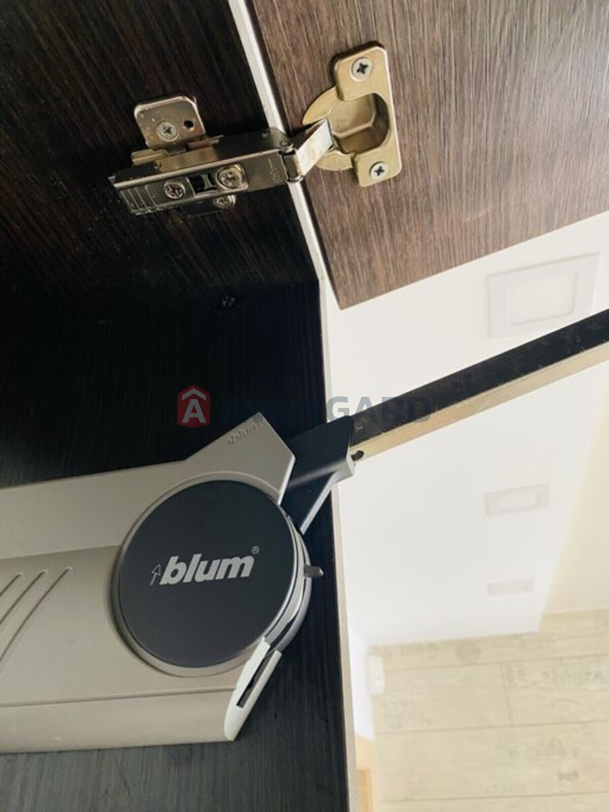 2 ��. ��������, 74/-/11 ��. �., 1/10 ������ ���� 12