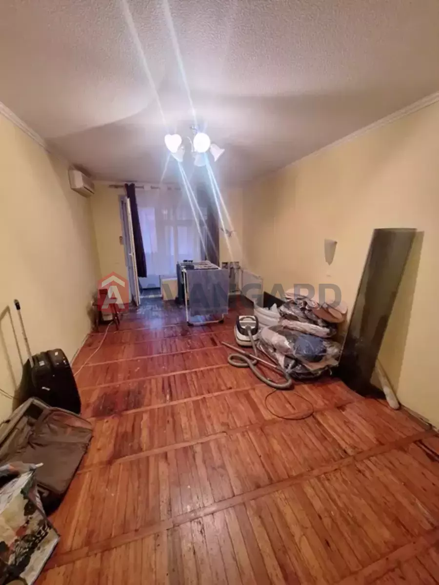 3 ����. ��������, 62/-/7 ��. �., 3/9 ���� ���� 3