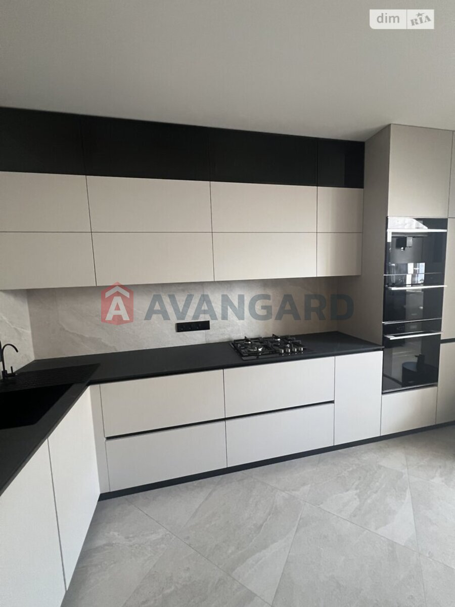 3 ��. ��������, 94/53/- ��. �., 7/9 ������ ���� 18