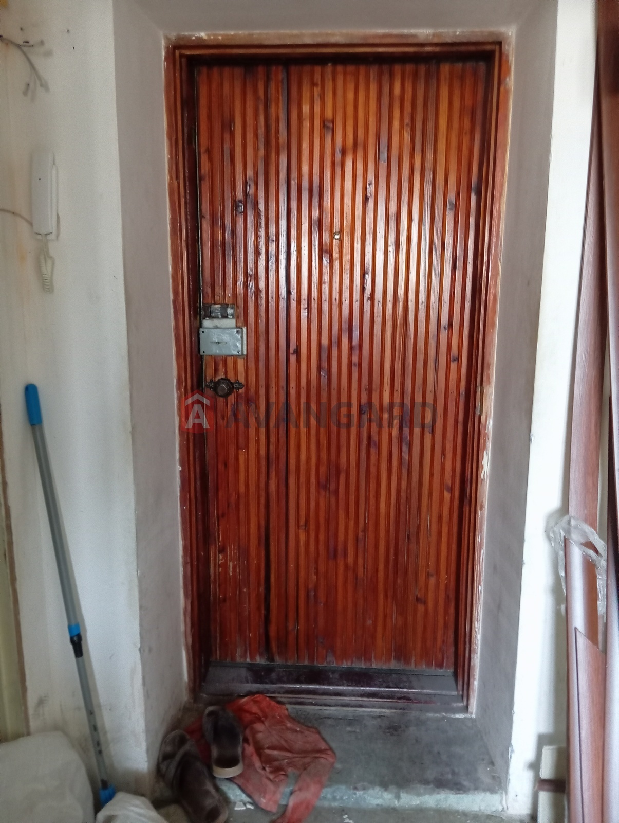 3 ��. ��������, 67/-/8 ��. �., 4/14 ������ ���� 1