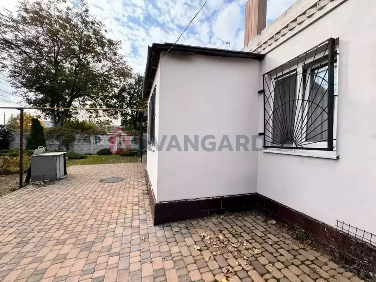 3 ����. ��������, 70/-/11 ��. �., -/1 ���� ���� 6