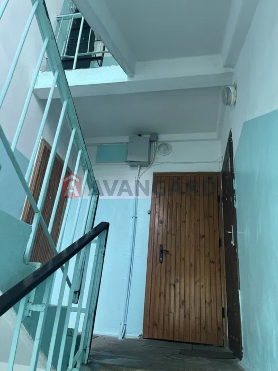 2 ��. ��������, 48/-/7 ��. �., 4/5 ������ ���� 4