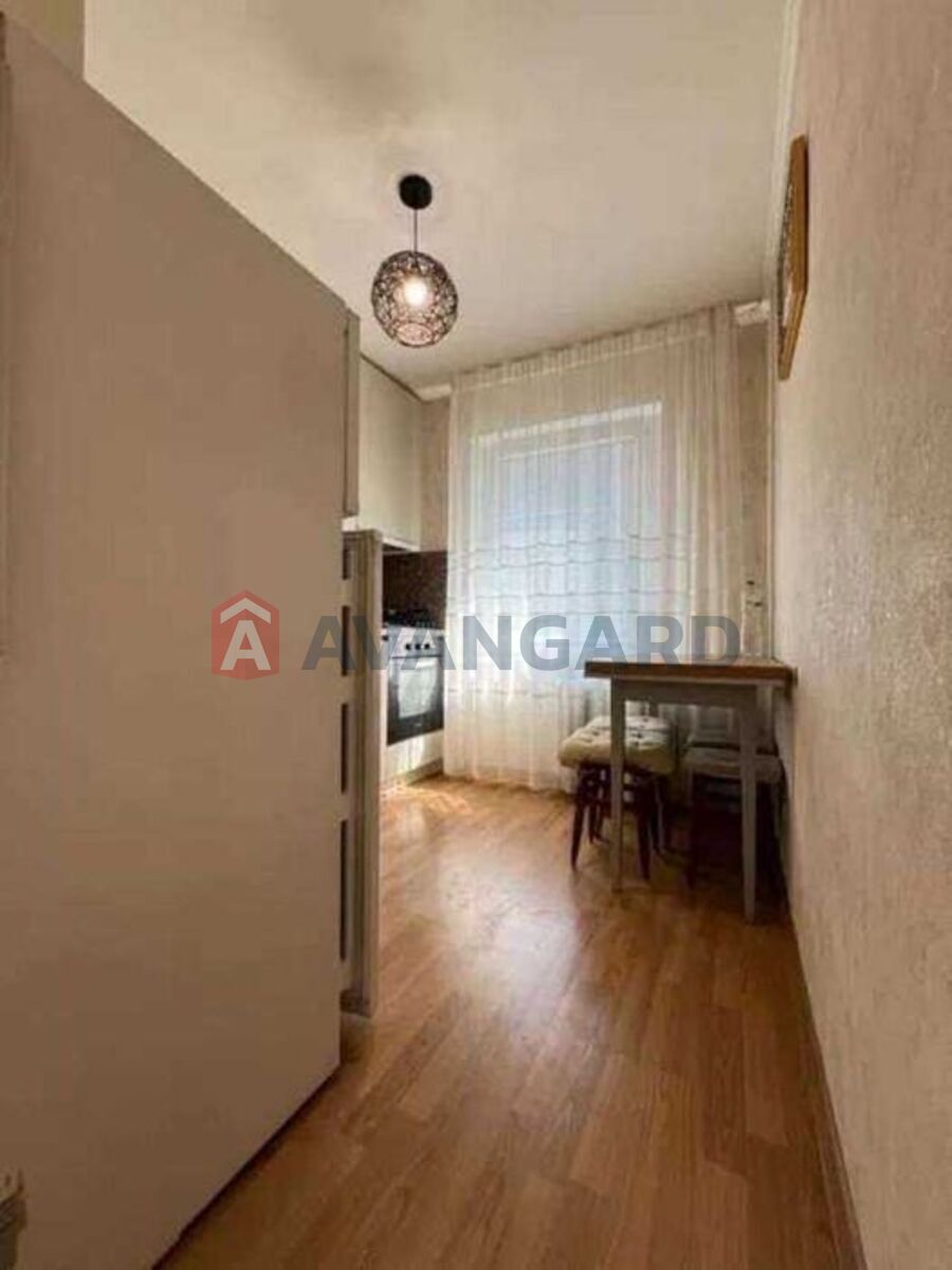 1 ����. ��������, 35/-/7 ��. �., 8/9 ���� ���� 2