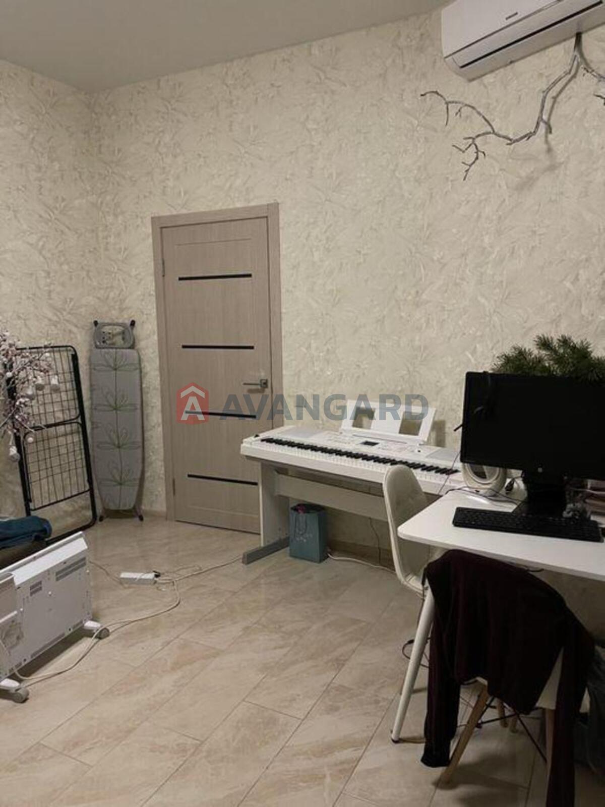 1 ��. ��������, 27/-/11 ��. �., 2/24 ������ ���� 2