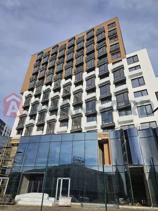 1 ��. ��������, 42/-/16 ��. �., 13/13 ������ ���� 4