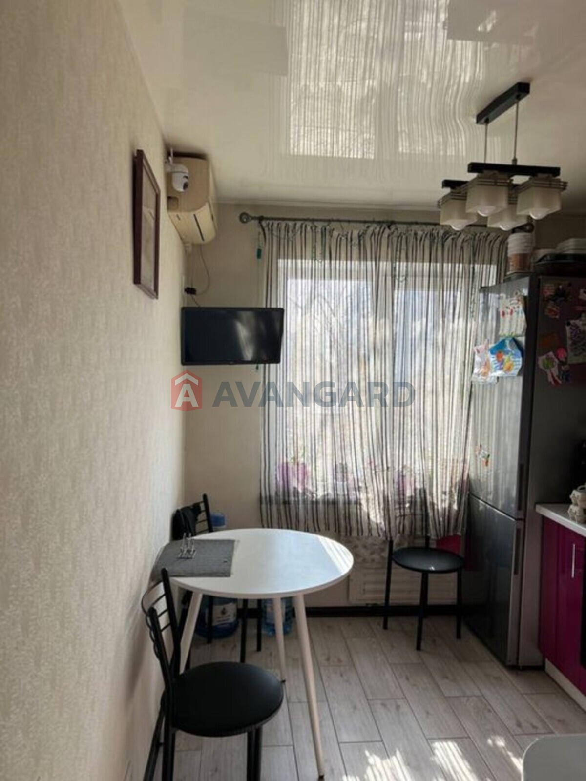 2 ��. ��������, 49/-/7 ��. �., 3/9 ������ ���� 5