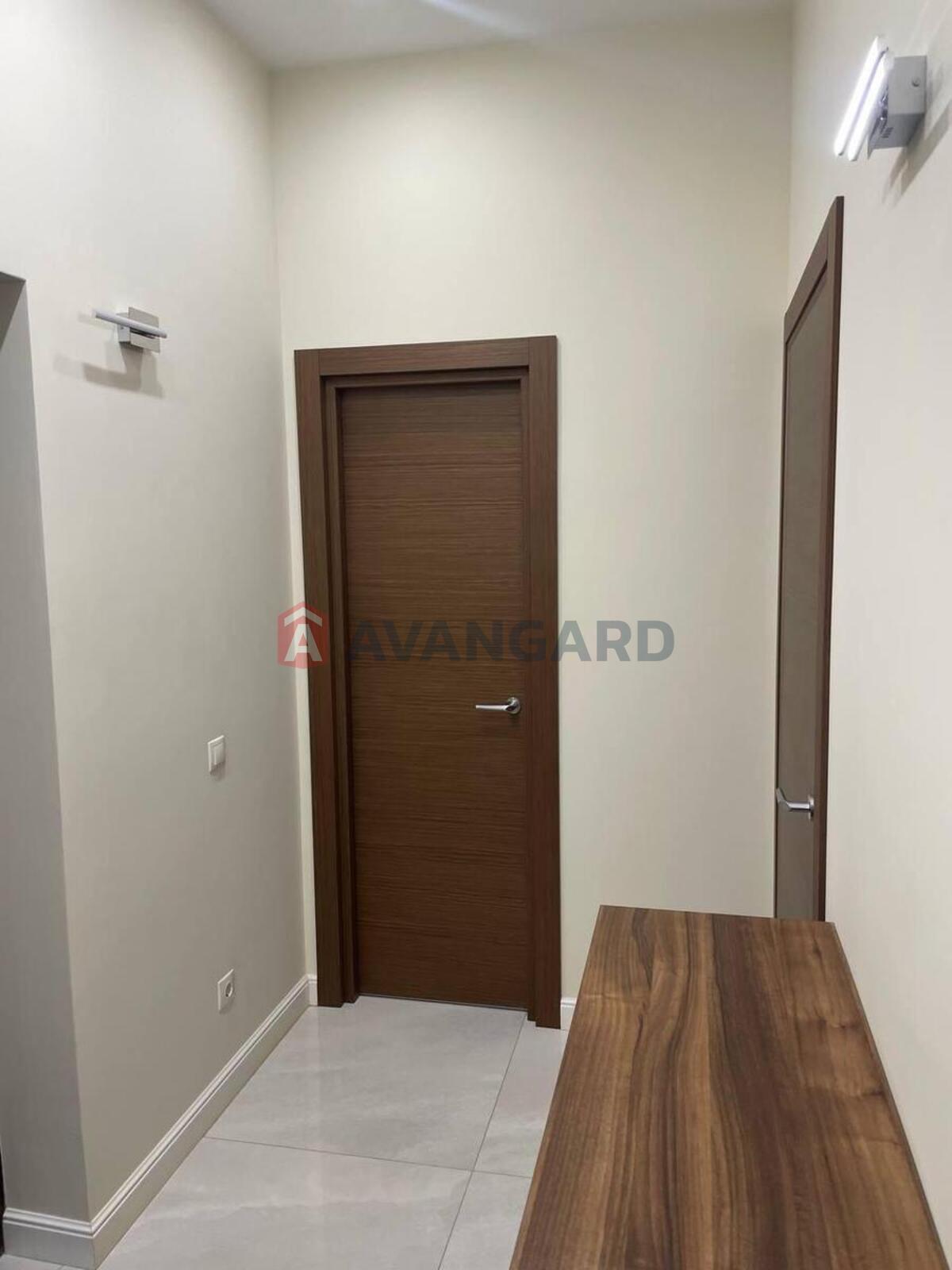 1 ����. ��������, 48/18/14 ��. �., 6/10 ���� ���� 4