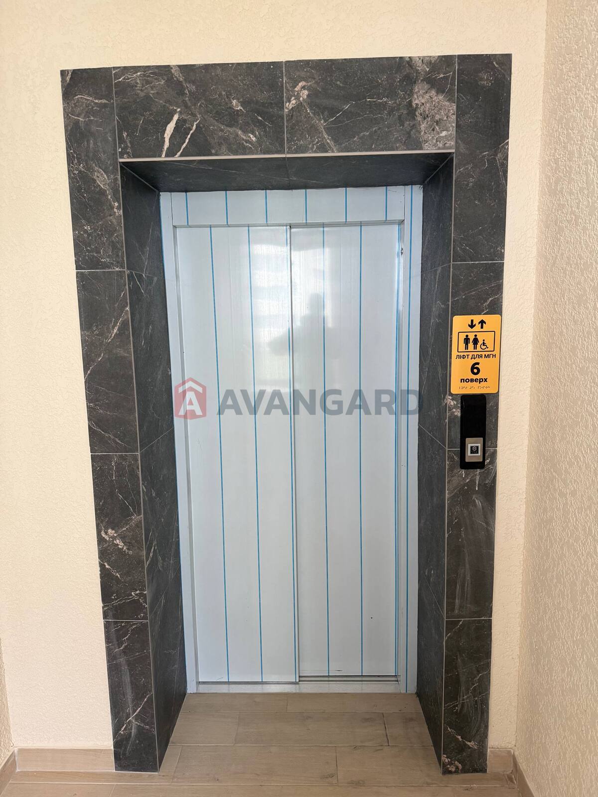 2 ����. ��������, 79,4/50/15 ��. �., 6/10 ���� ���� 3