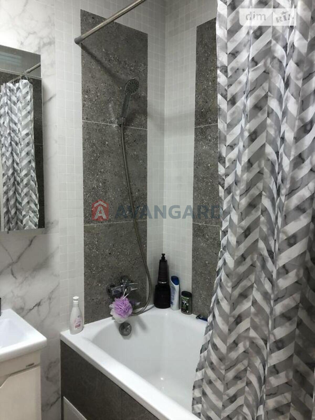 2 ��. ��������, 99/-/16 ��. �., 5/5 ������ ���� 10