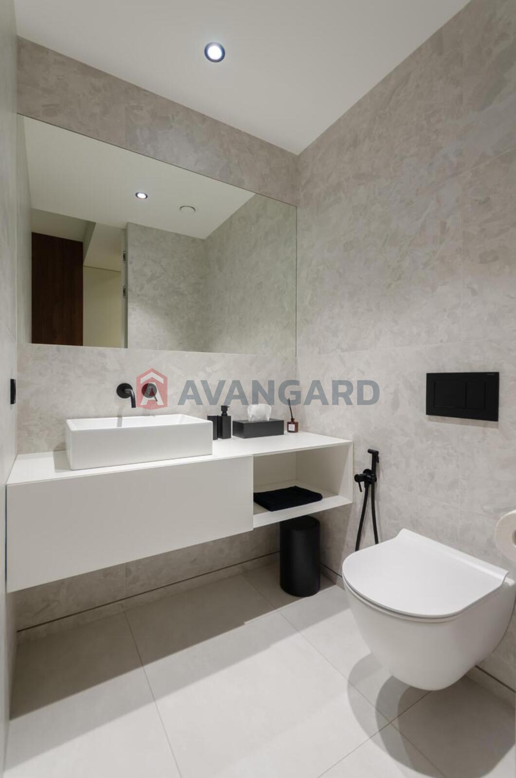 3 ��. ��������, 180/56/65 ��. �., 13/24 ������ ���� 20