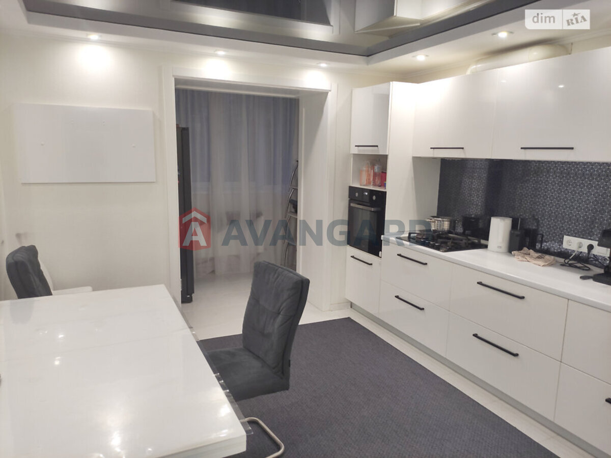 3 . , 88/43/16 . ., 3/10   11