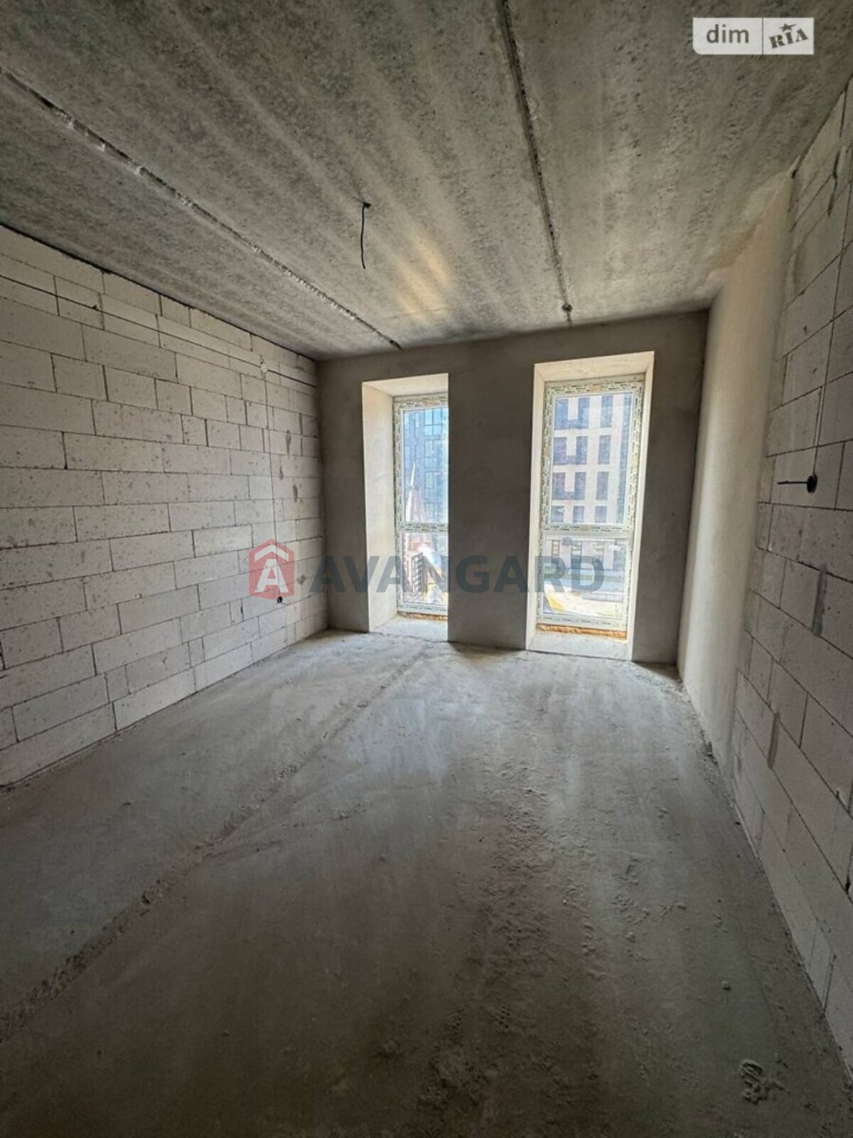 2 ��. ��������, 68/34/20 ��. �., 3/10 ������ ���� 2