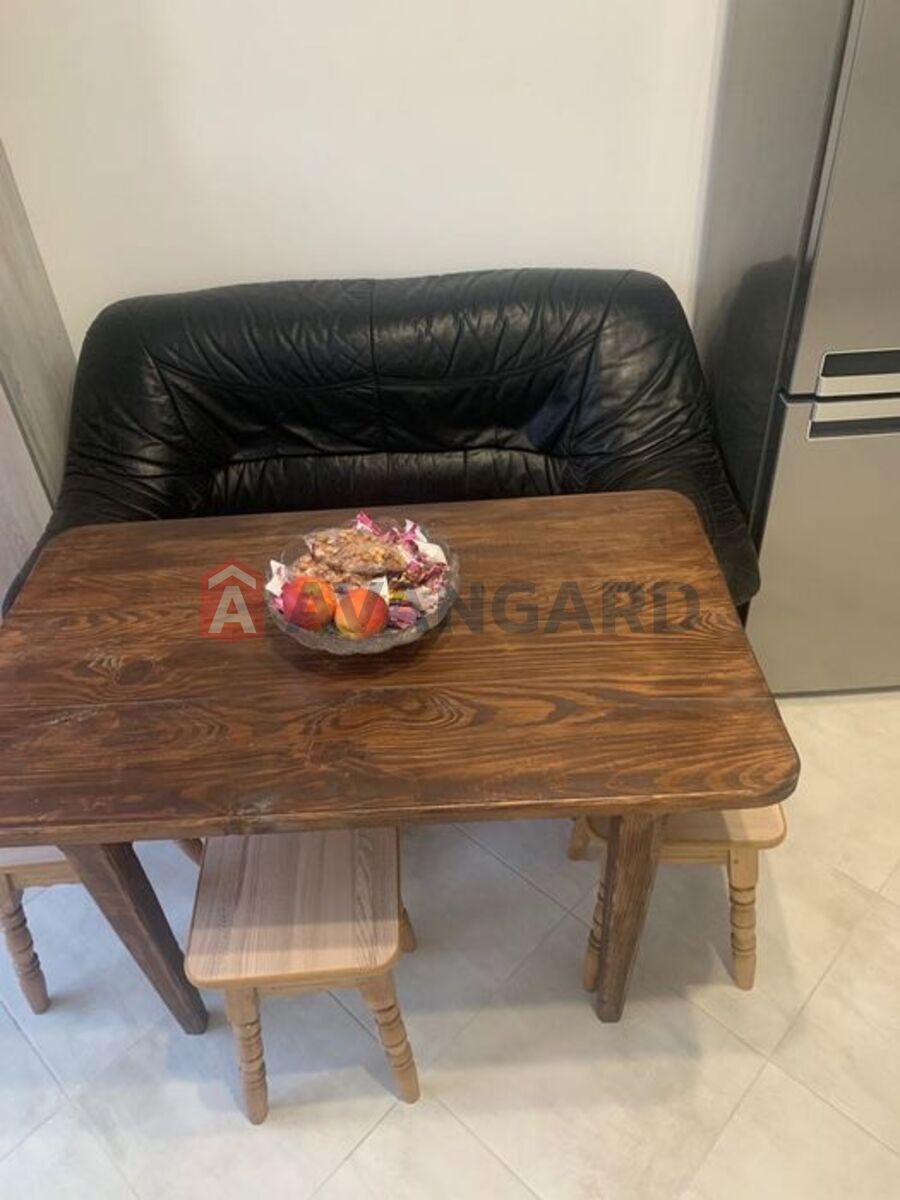 1 ��. ��������, 43/-/14 ��. �., 3/9 ������ ���� 2