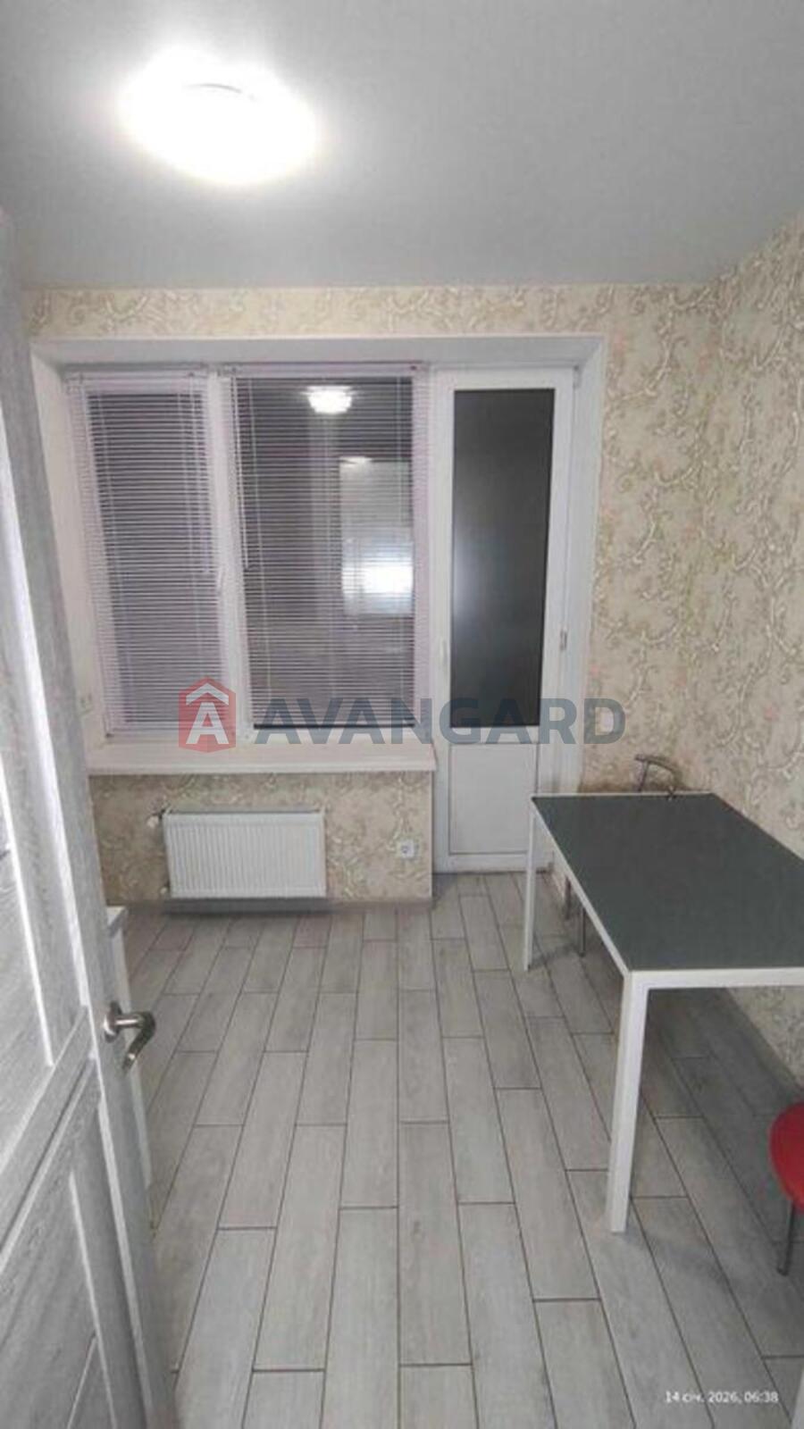 1 ��. ��������, 35/-/8 ��. �., 3/4 ������ ���� 14