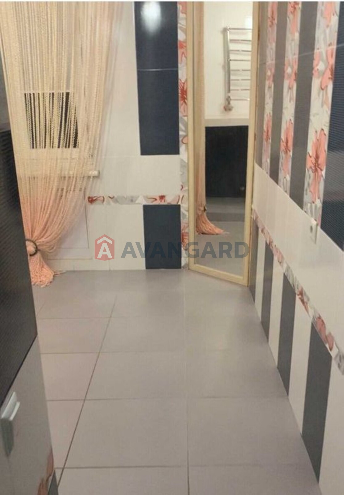 4 ��. ��������, 134/-/12 ��. �., 10/12 ������ ���� 11