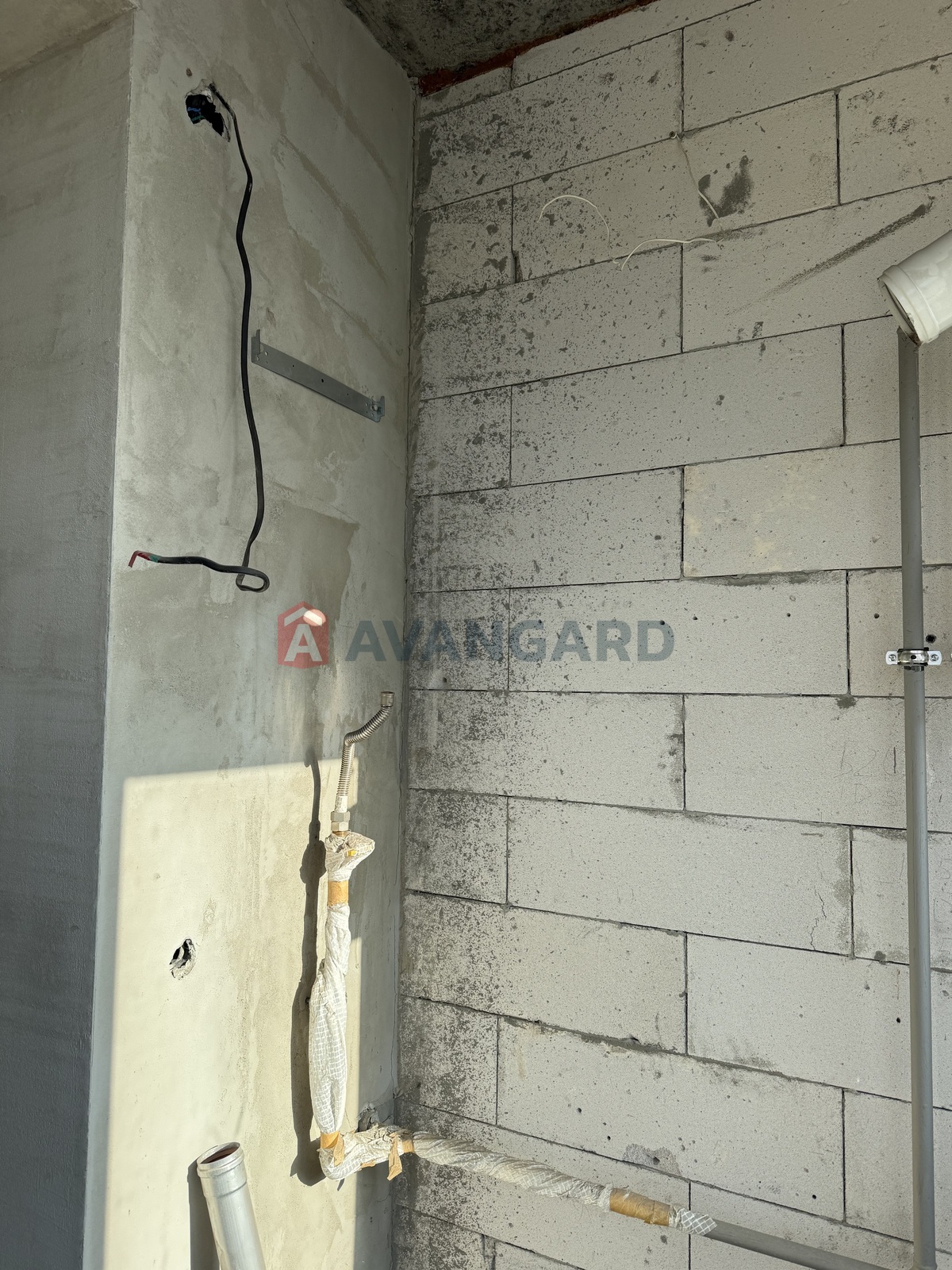 2 ����. ��������, 66/13/30 ��. �., 2/12 ���� ���� 12