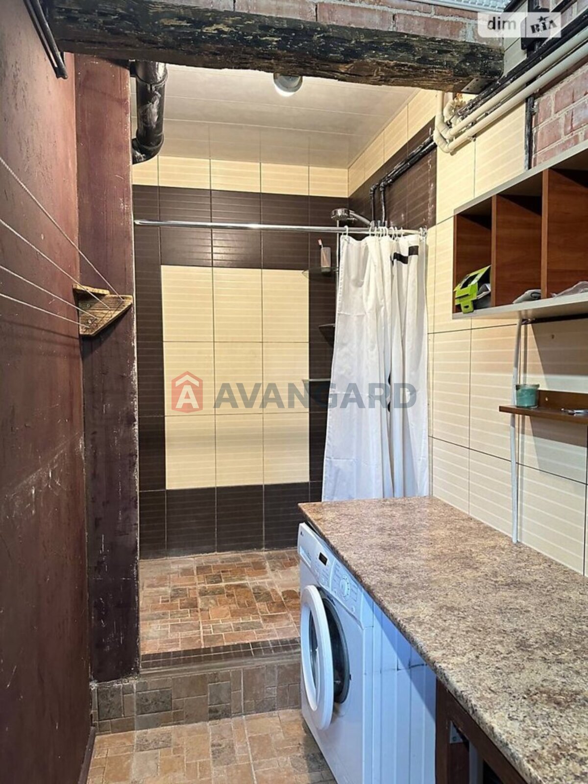 2 ��. ��������, 65/-/- ��. �., 1/2 ������ ���� 9