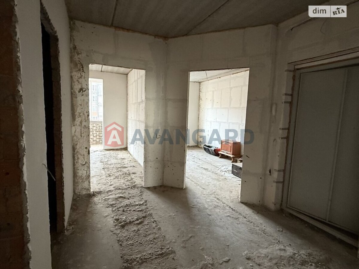 2 ��. ��������, 64/34/18 ��. �., 9/12 ������ ���� 6