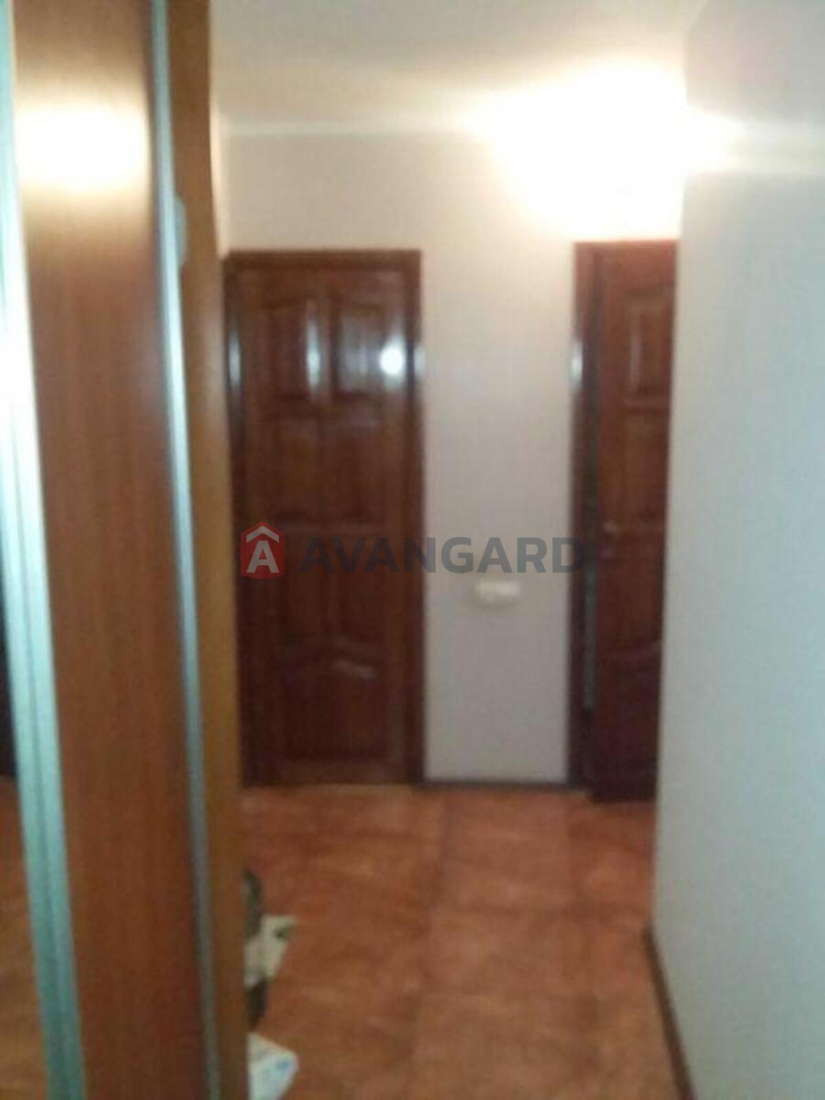 3 ��. ��������, 66/-/9 ��. �., 2/9 ������ ���� 3