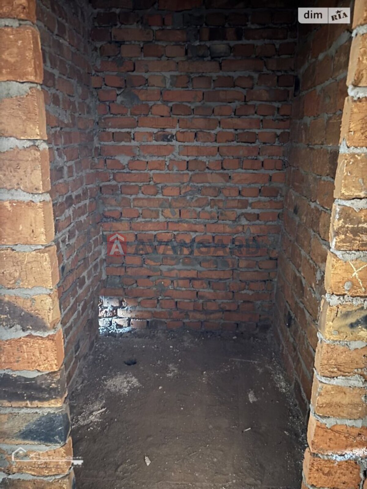 2 ��. ��������, 67/46/12 ��. �., 6/10 ������ ���� 14