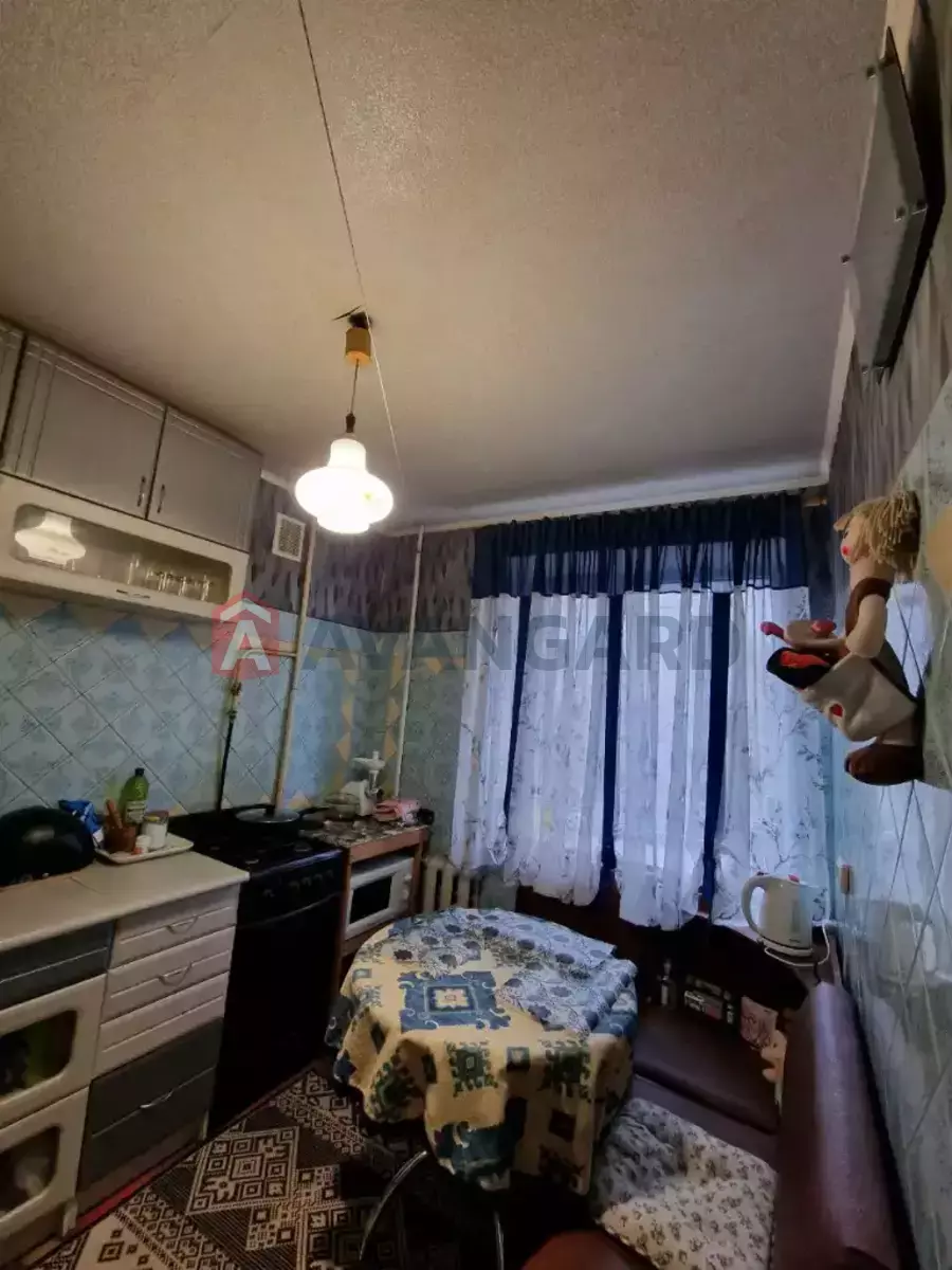 2 ��. ��������, 50/30/8 ��. �., 5/9 ������ ���� 1