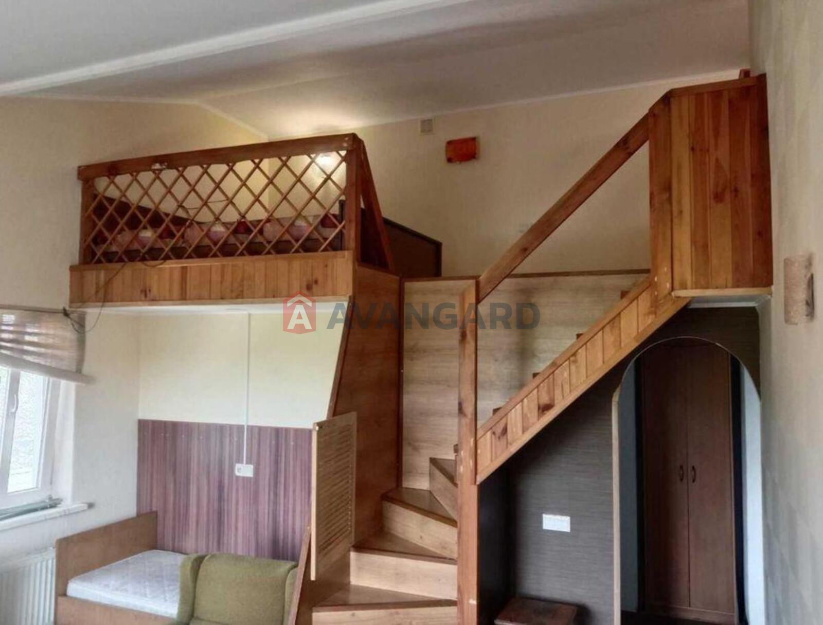 1 ��. ��������, 49/-/8 ��. �., 3/3 ������ ���� 5