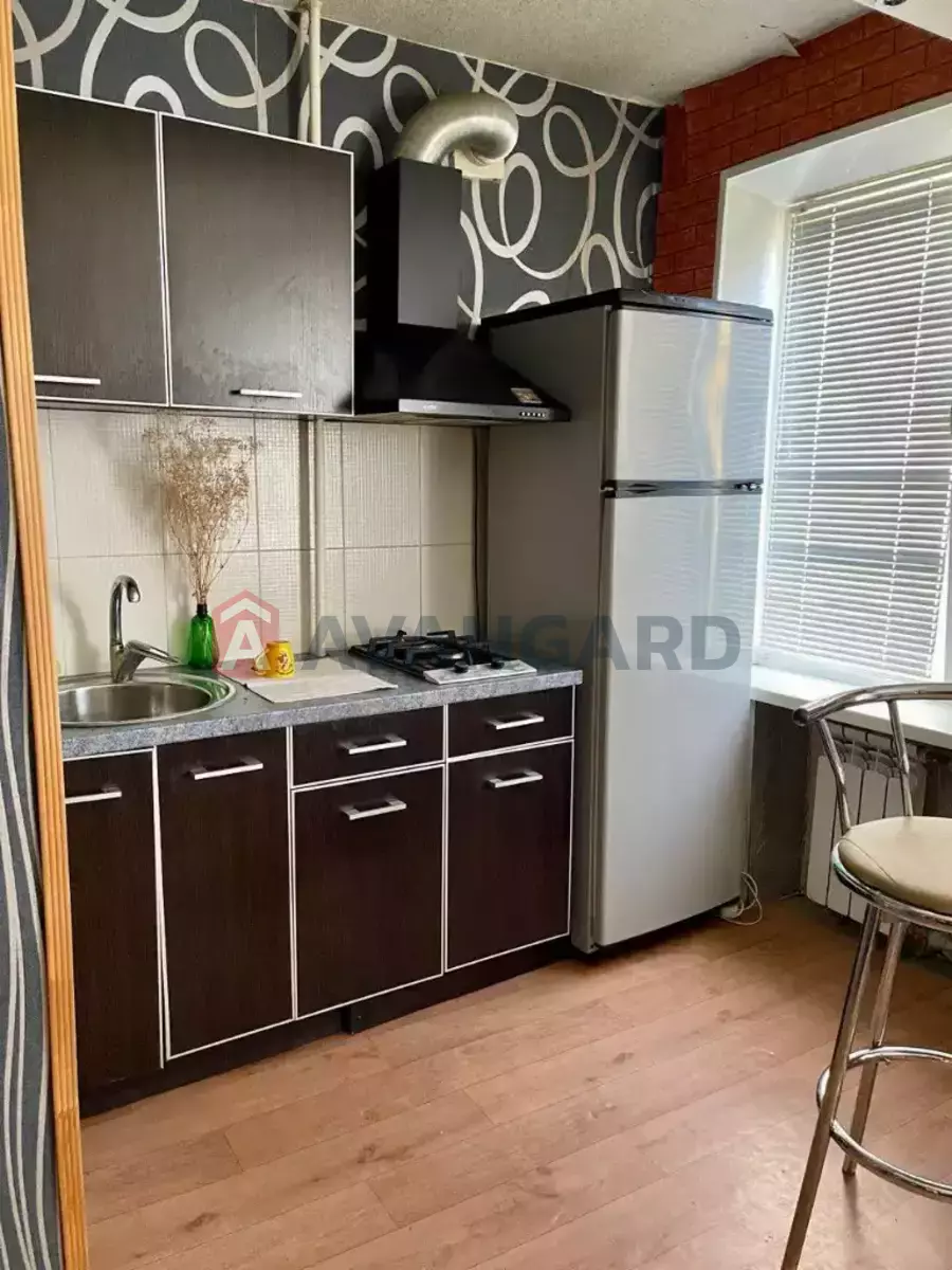 1 . , 22/-/- . ., 4/9   1