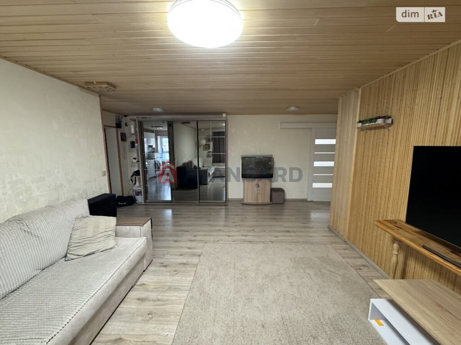 3 ����. ��������, 64/-/- ��. �., 9/9 ���� ���� 5