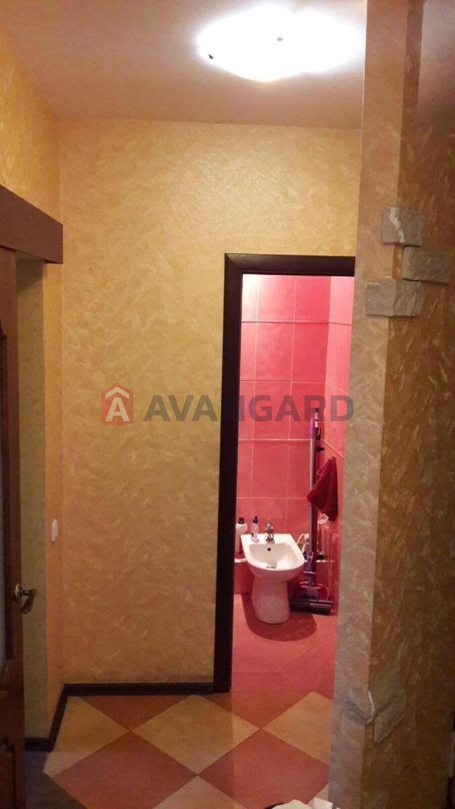 2 ����. ��������, 83/64/19 ��. �., 9/13 ���� ���� 21