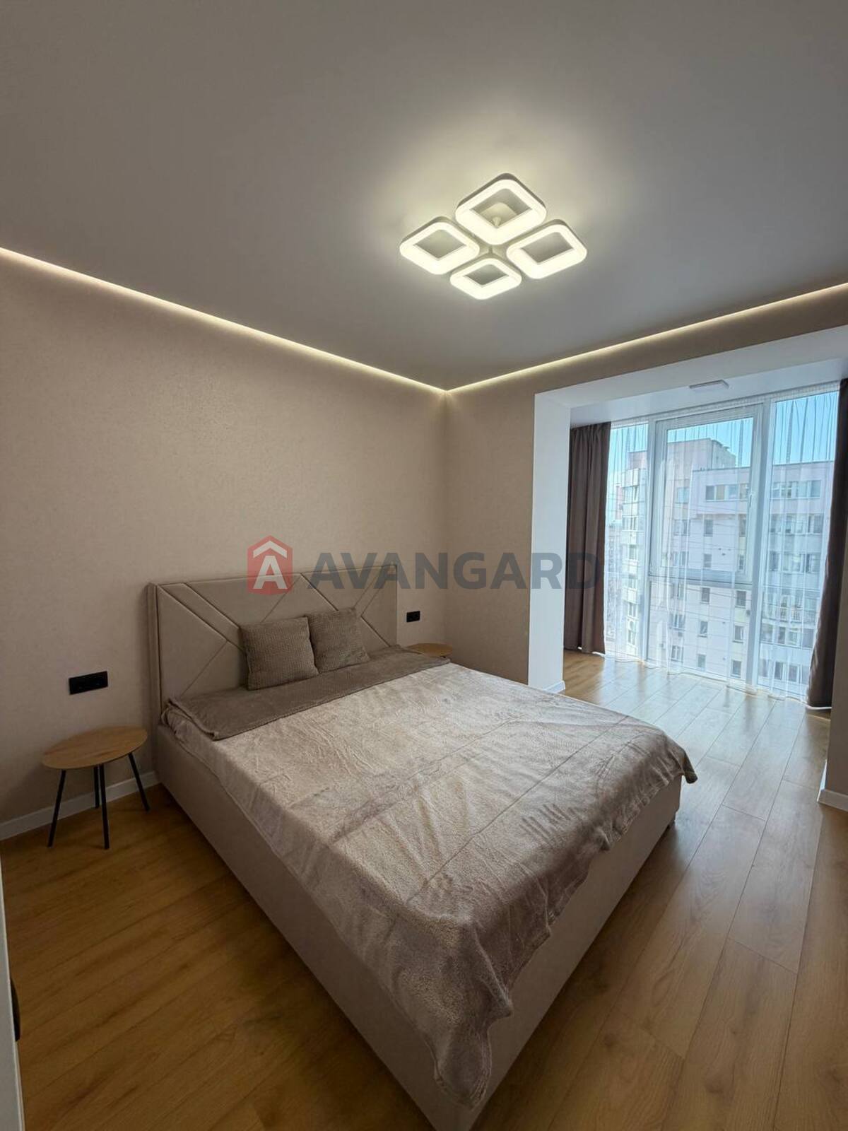 2 ��. ��������, 55/30/12 ��. �., 8/12 ������ ���� 8