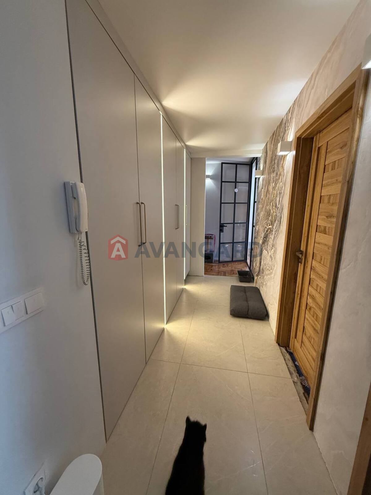 3 ��. ��������, 69/45/8 ��. �., 4/9 ������ ���� 17