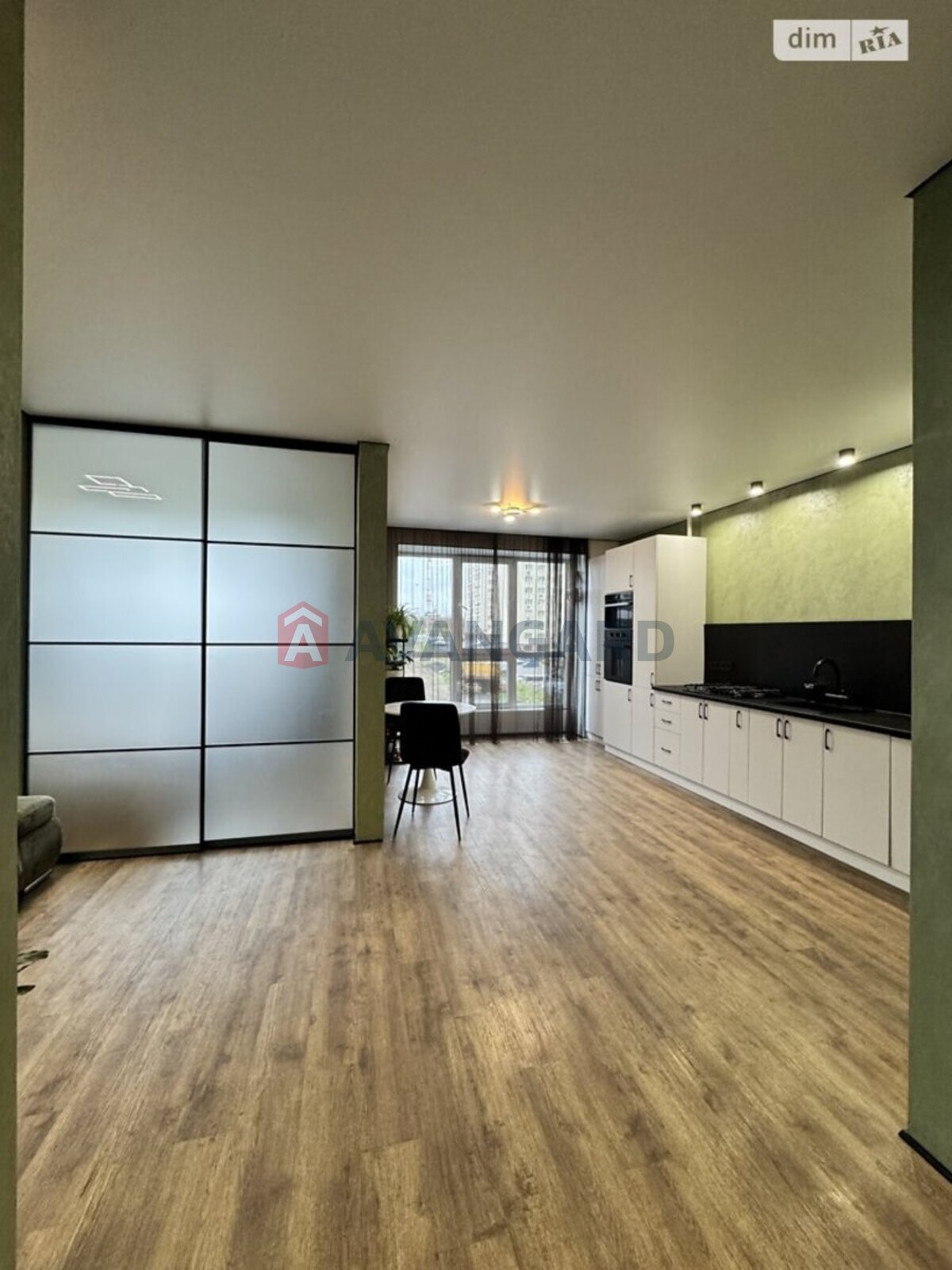 1 ��. ��������, 48/16/16 ��. �., 2/10 ������ ���� 14