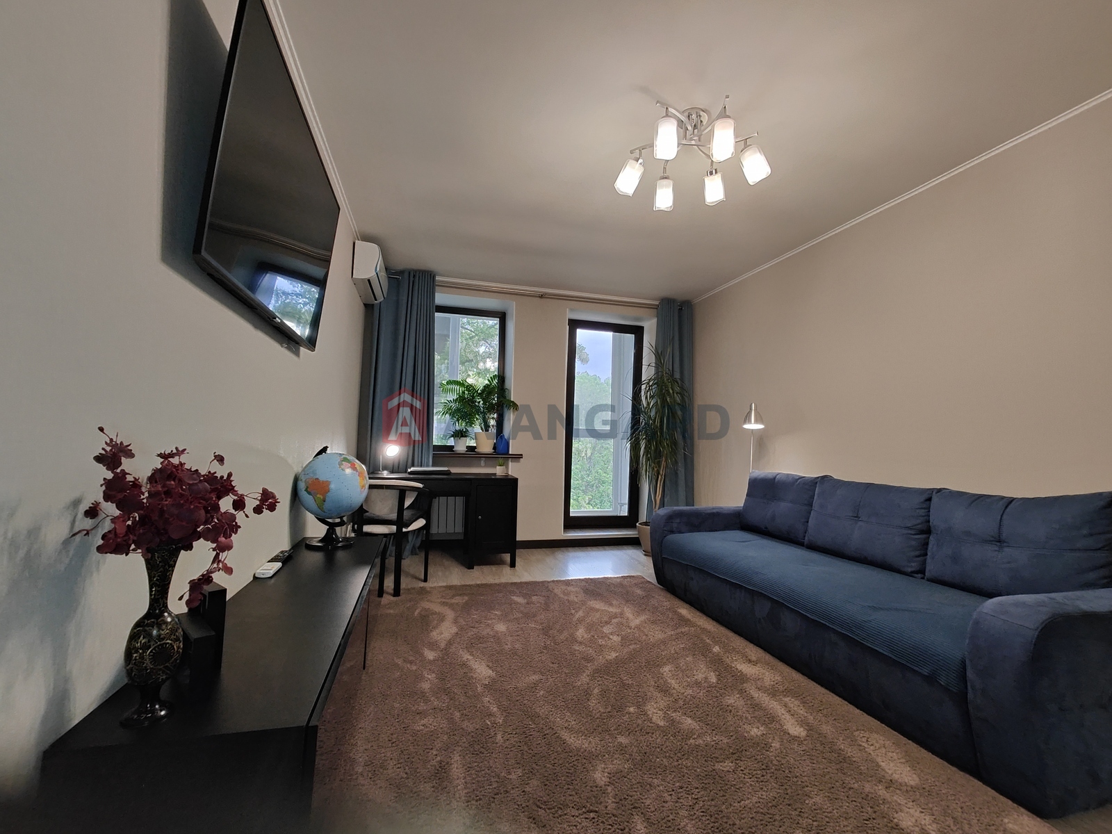 2 ��. ��������, 54/-/8 ��. �., 3/4 ������ ���� 4