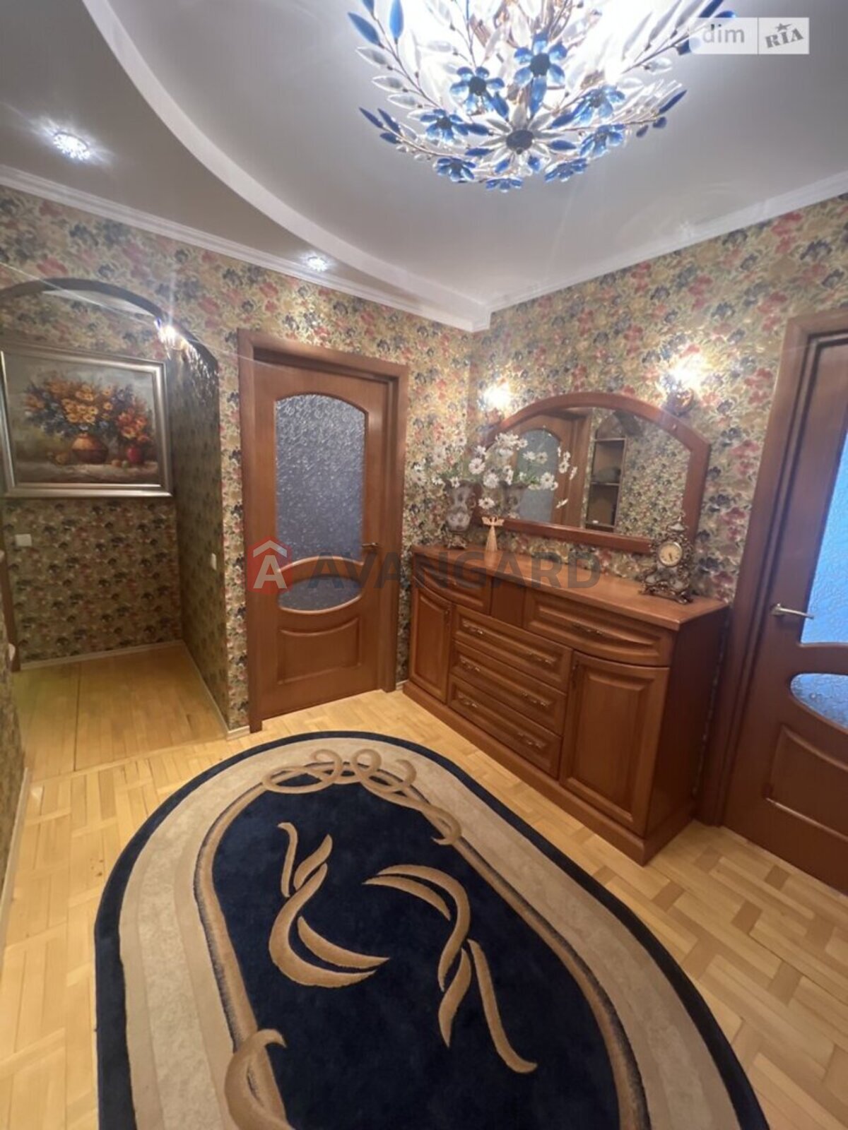 3 ��. ��������, 62/38/9 ��. �., 2/10 ������ ���� 20