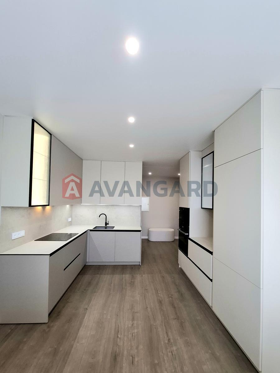 2 . , 71 / 50 / 18  . ., 24/24   5