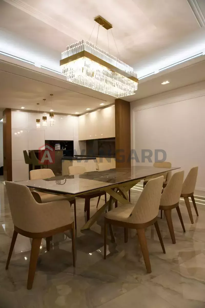 3 ��. ��������, 270/-/50 ��. �., 3/7 ������ ���� 4