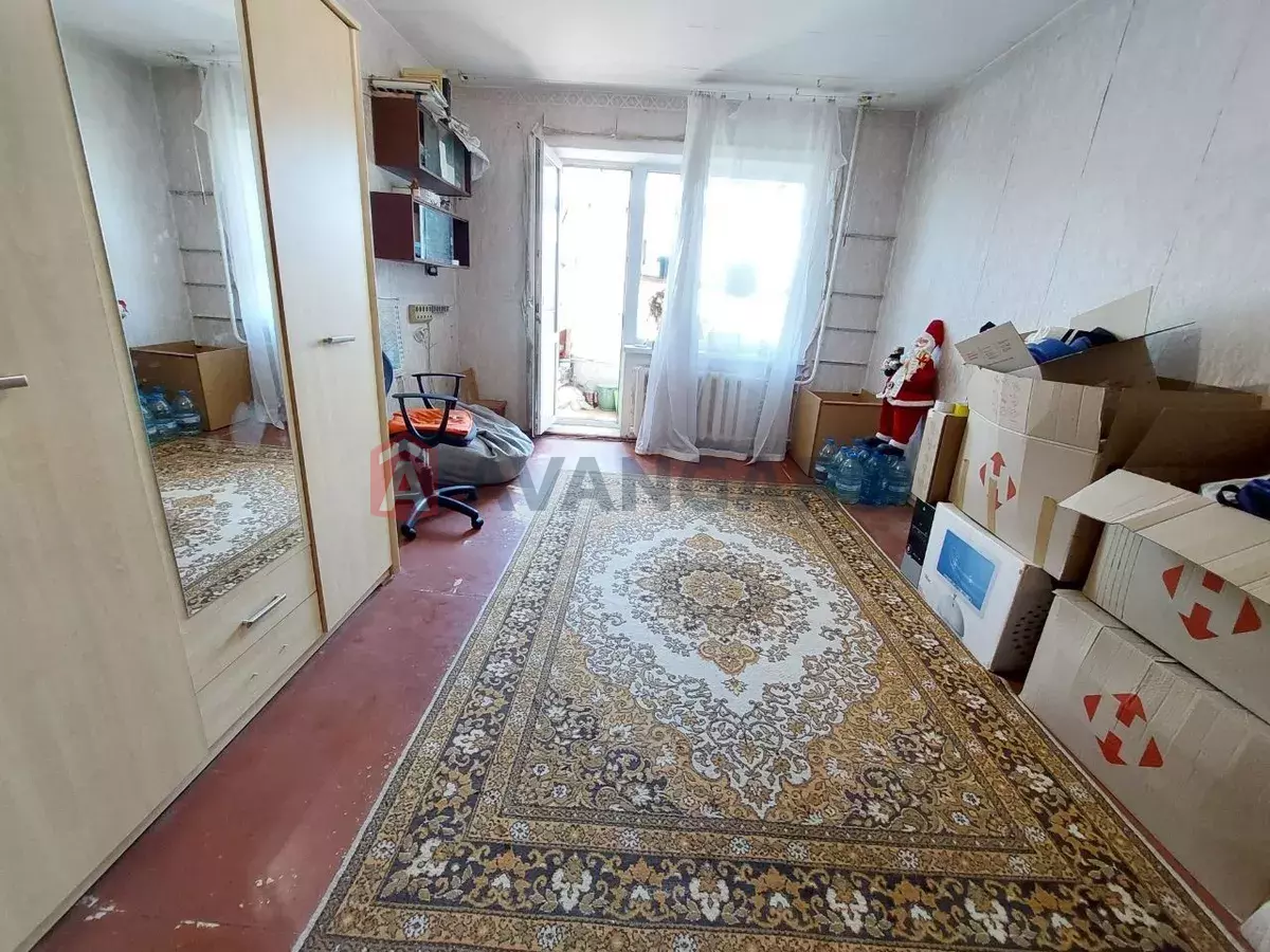 2 ��. ��������, 56/33/8 ��. �., 6/9 ������ ���� 3