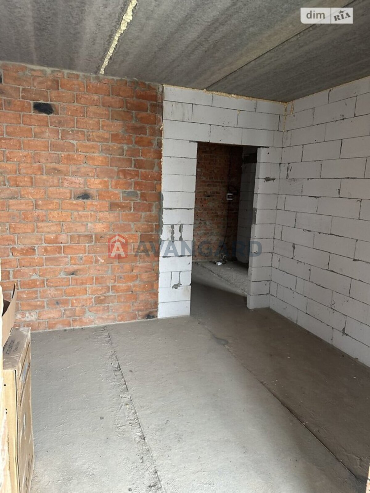 1 ��. ��������, 45/15/16 ��. �., 2/3 ������ ���� 12